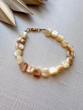 Load image into Gallery viewer, Shells &amp; Kisses Bracelet
