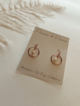 Load image into Gallery viewer, Pearl earrings no. 1
